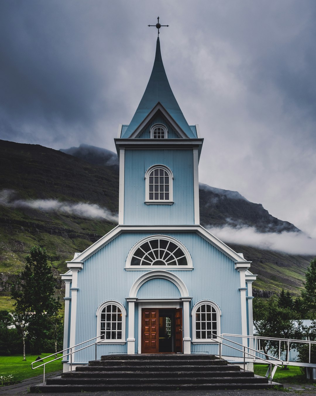 church-640x480-14000985.jpeg