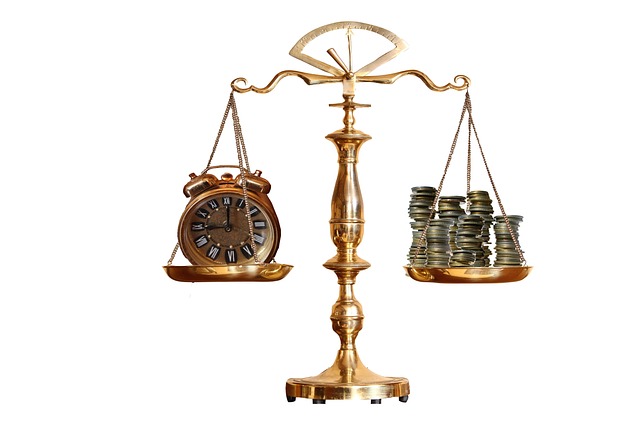 lawyer-640x480-17164212.jpeg
