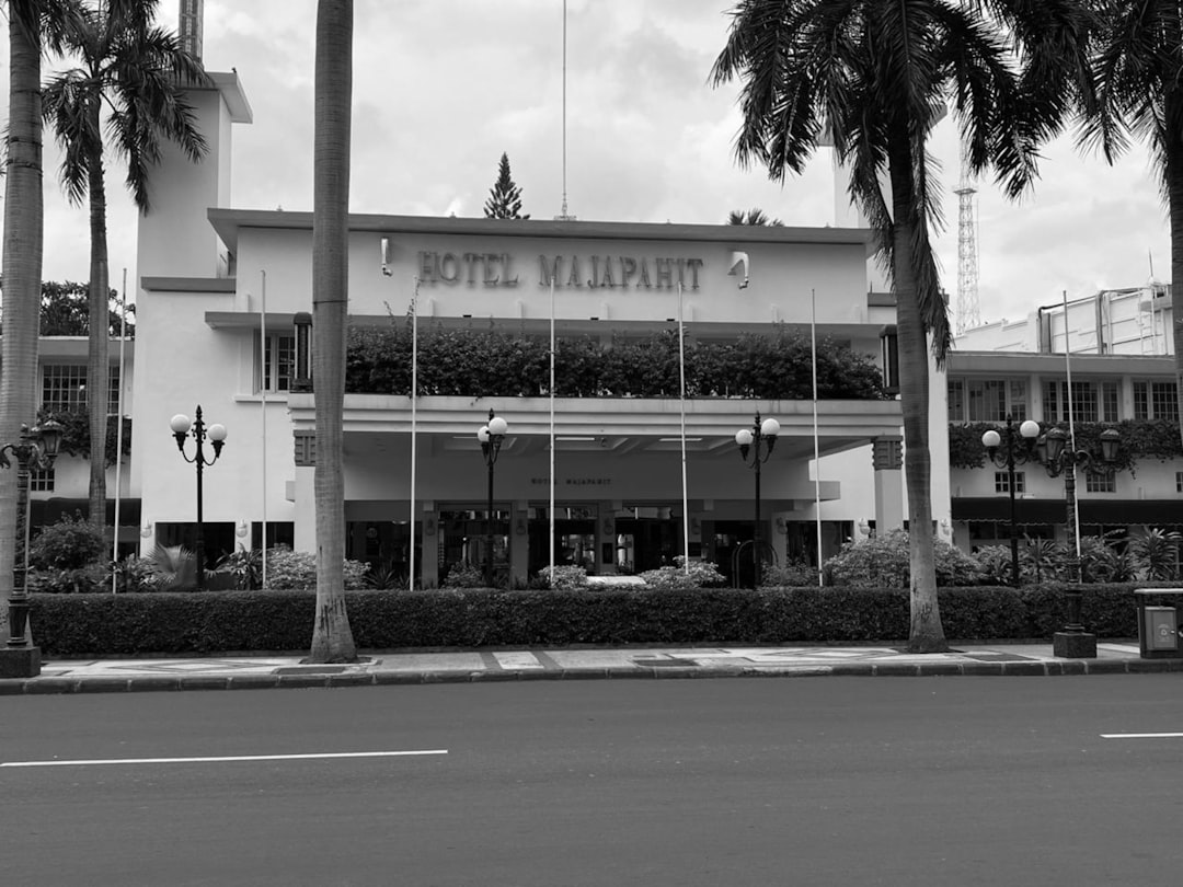 lawfirmlawyerflorida-640x480-55312732.jpeg