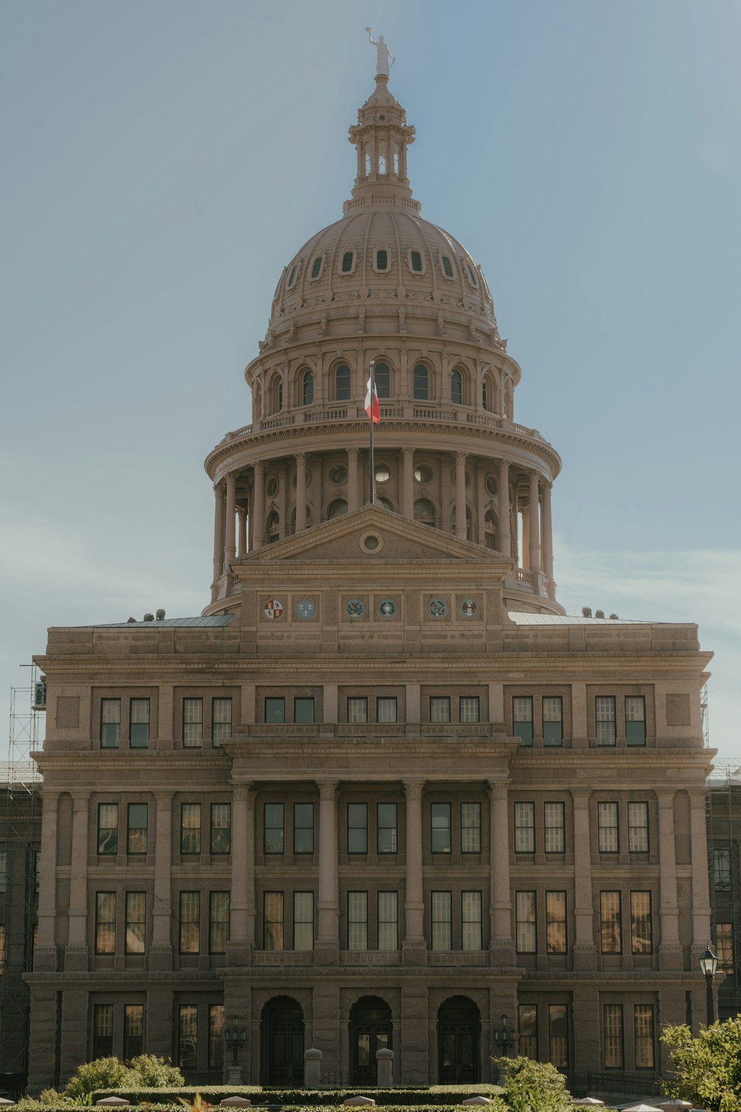 lawfirmlawyertexas-640x480-38602304.jpeg