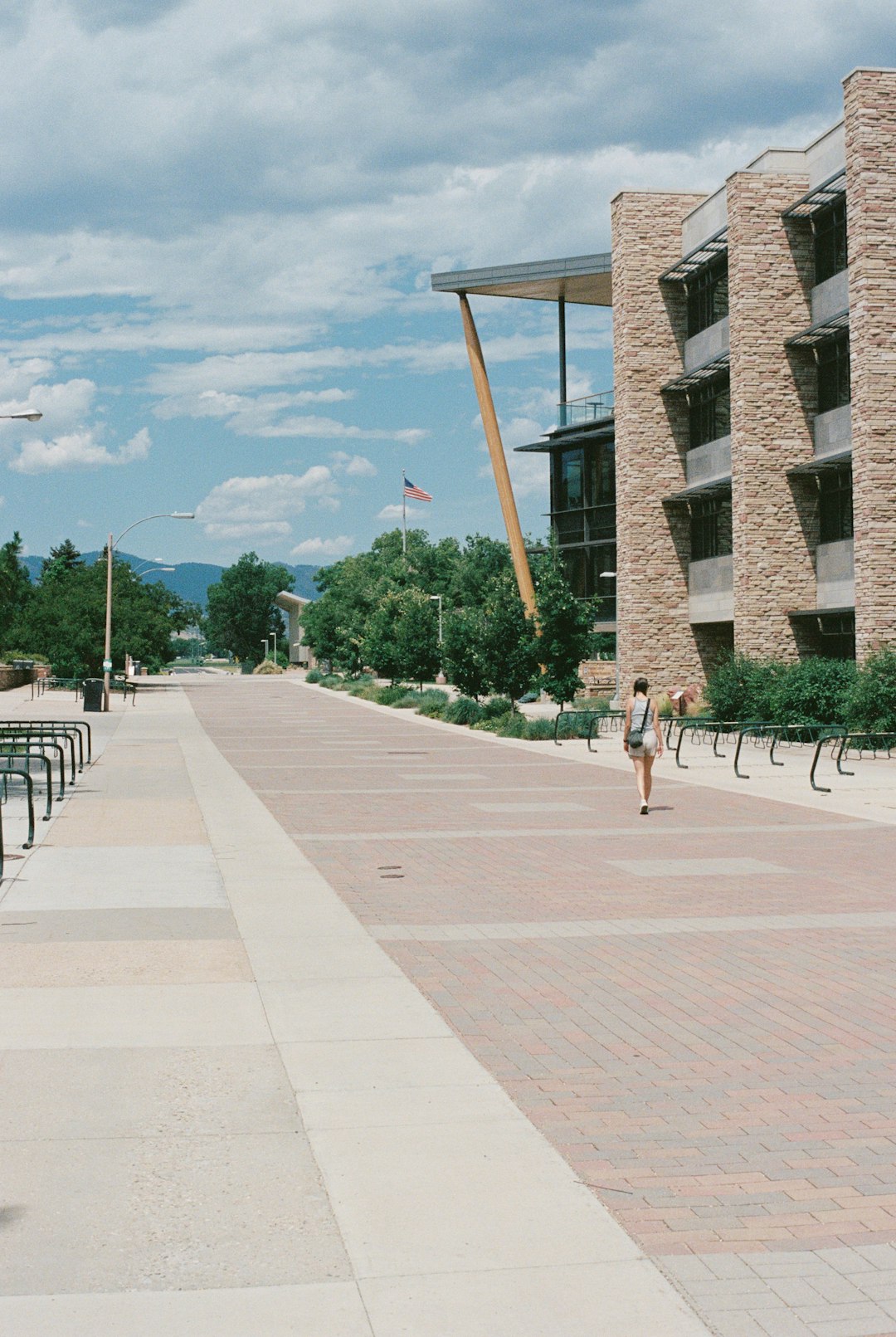 schooluniversitycolorado-640x480-78005124.jpeg