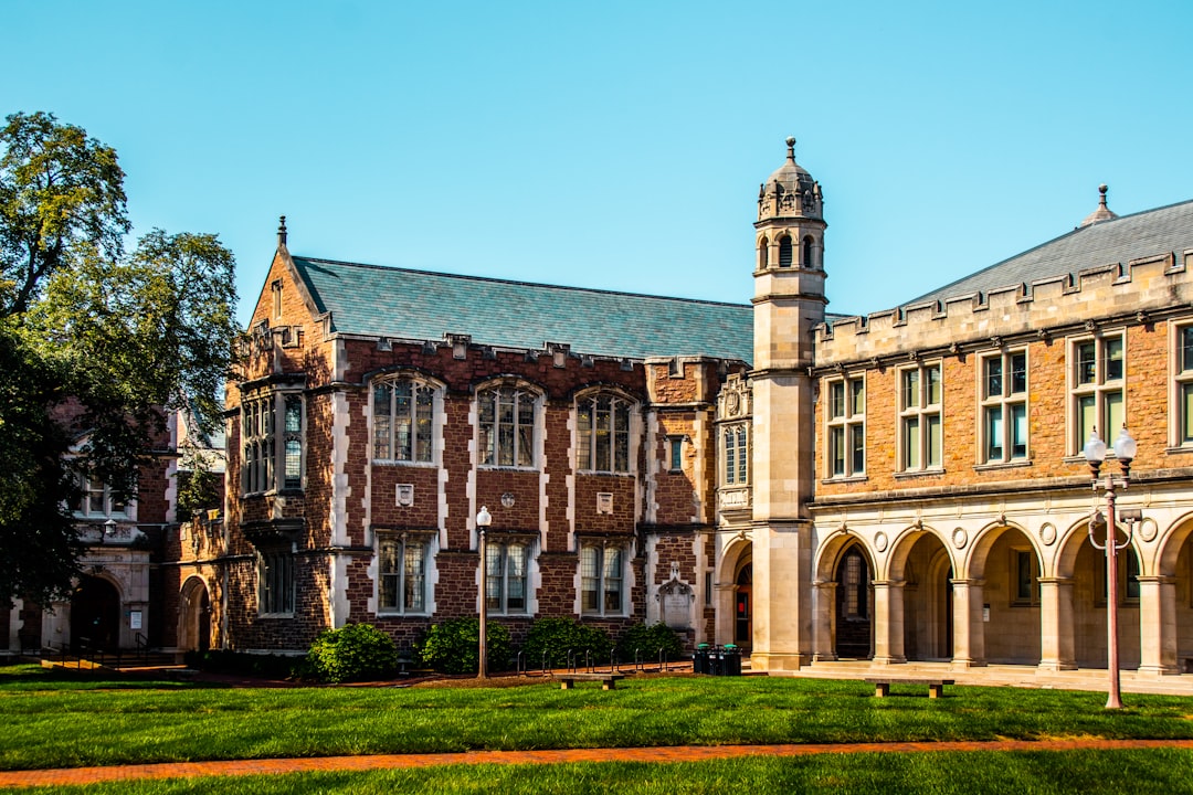 schooluniversitymississippi-640x480-38153815.jpeg