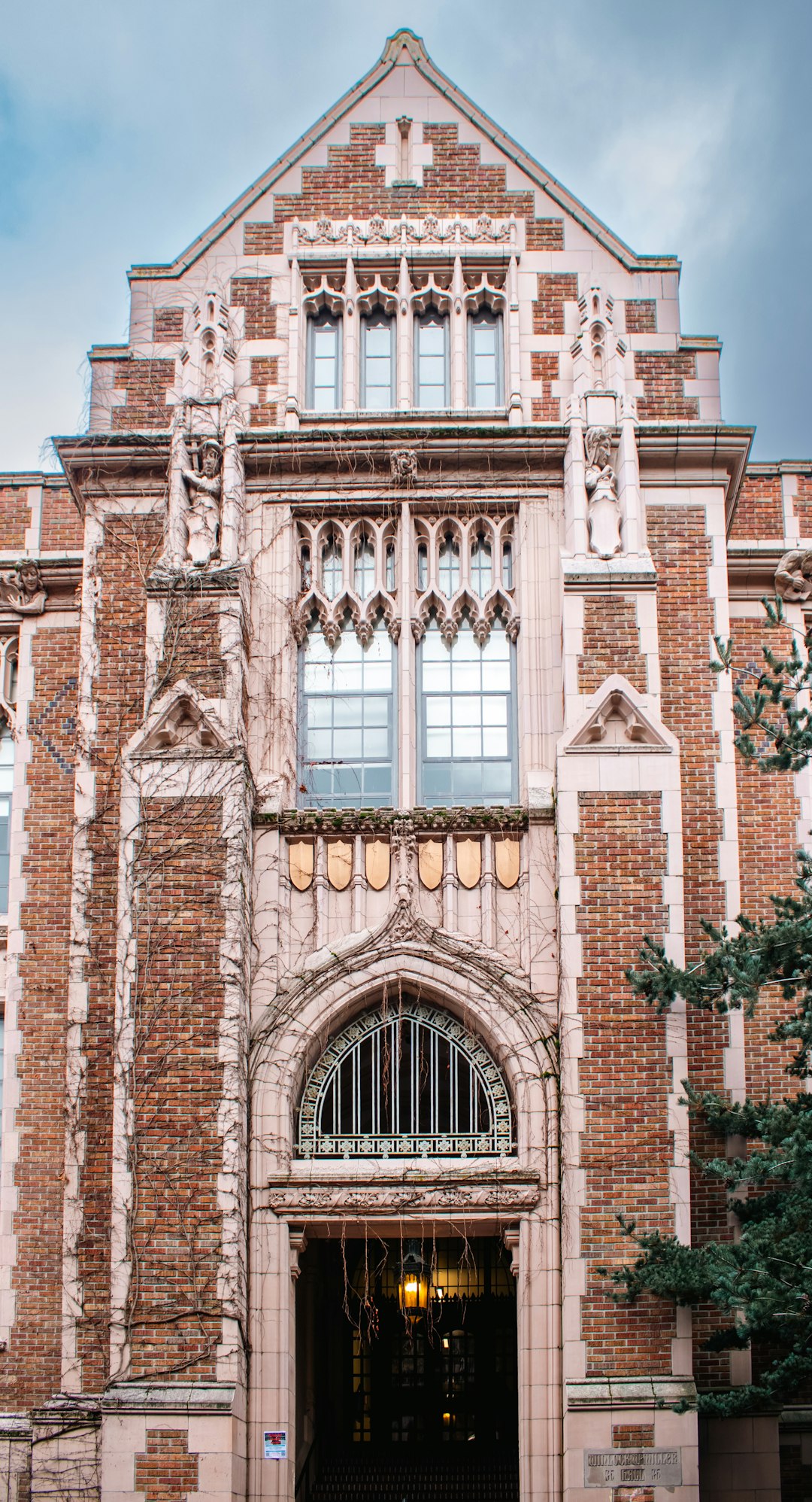 schooluniversitymississippi-640x480-57315882.jpeg