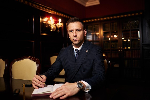 lawyer-640x480-34737929.jpeg