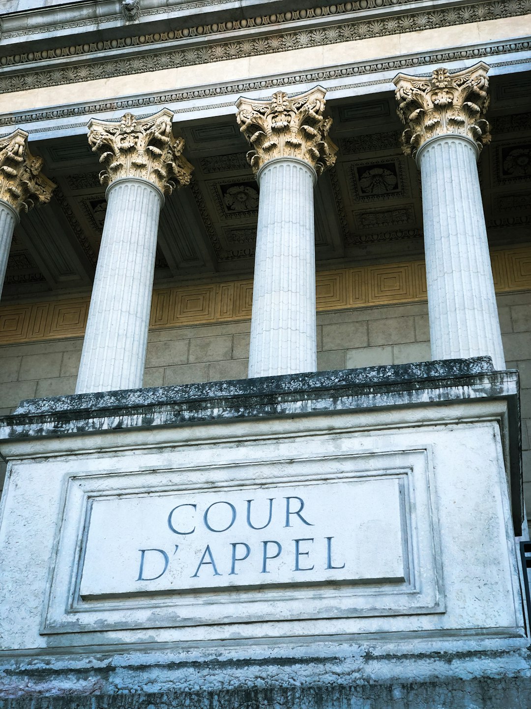 lawyerlawsuitoregon-640x480-98790018.jpeg