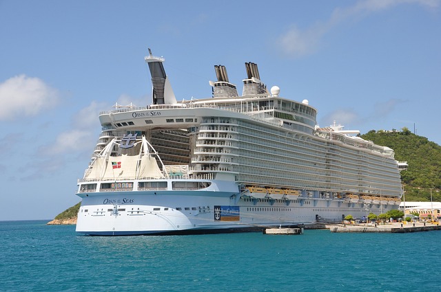 cruise ship
