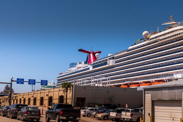 cruise ship