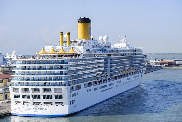 cruise ship