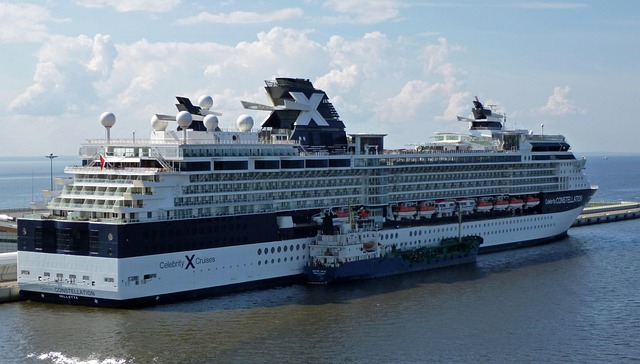 cruise ship