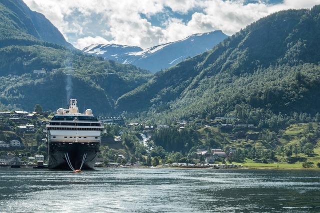 cruise ship