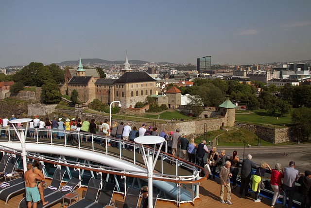 lawyer,lawsuit,cruise ship,Newark NJ