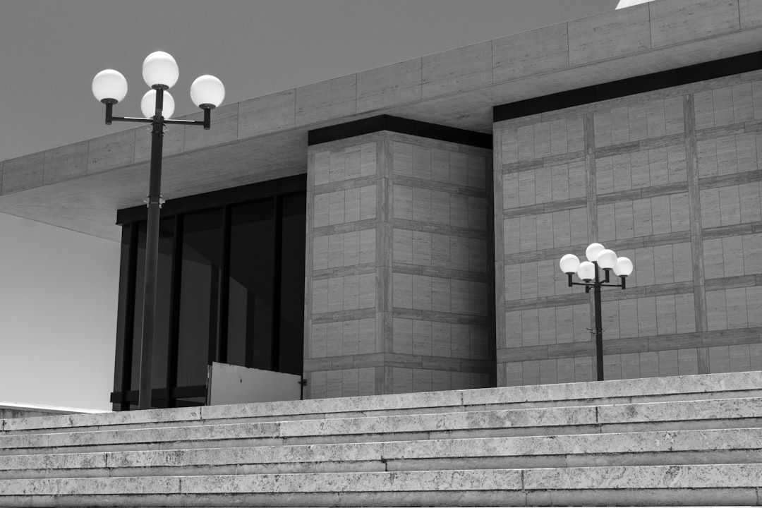 lawyerlawsuitmissouri-640x480-91260041.jpeg