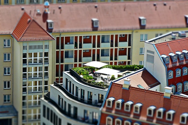 roof-640x480-74471901.jpeg