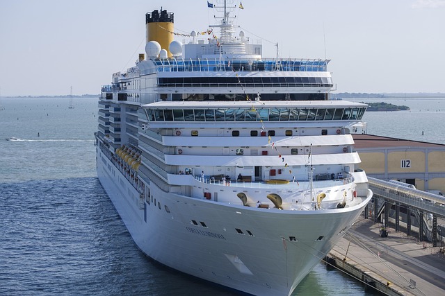 cruise ship