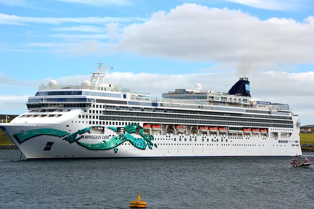 cruise ship