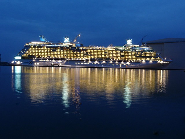 cruise ship